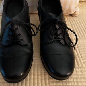 Clarks Black Leather Oxford Shoes